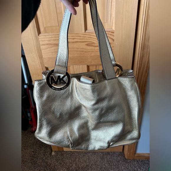 Authentic Michael Kors handbag - Picture 1 of 6
